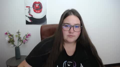 Snapshot of xx_daniella_xx chatting on October 12, 10:08 am xx daniella xx online show from October 12, 10:08 am