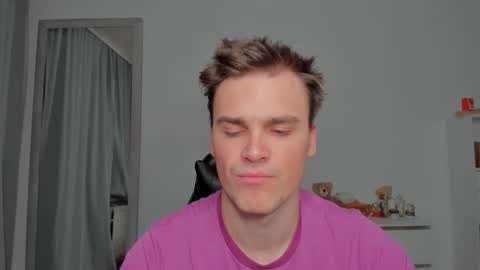 raul online show from February 9, 5:33 am