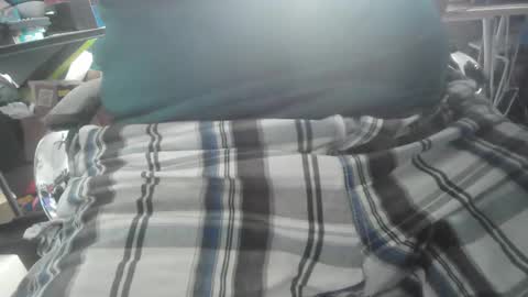 xxdadbod4ladiesxx online show from May 12, 7:34 pm