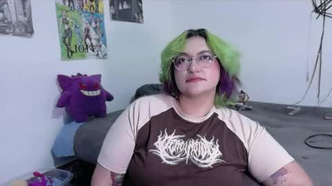 xxgreengoodxx online show from April 16, 10:12 pm