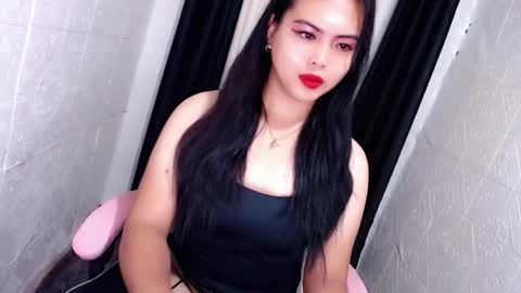 Snapshot of xxhotsexydivinexx chatting on September 9, 11:27 pm divine online show from September 9, 11:27 pm