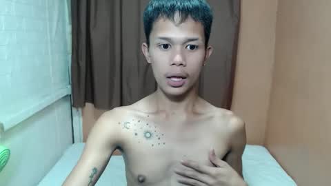 xxronnie online show from April 11, 9:02 am