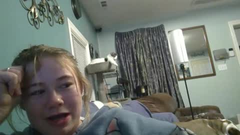 Sashaaaaa 3 online show from December 4, 12:13 am