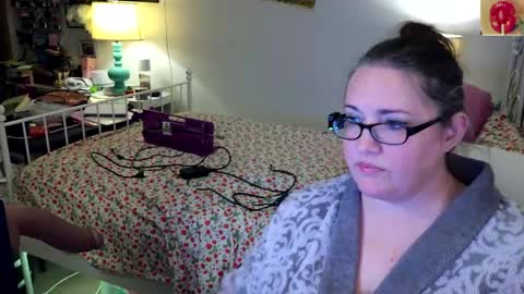 Strawberry Jane online show from April 7, 4:58 am