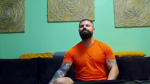 Xtream Leonard online show from November 25, 10:25 am