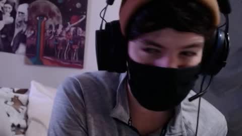 David Fox online show from December 21, 4:52 am