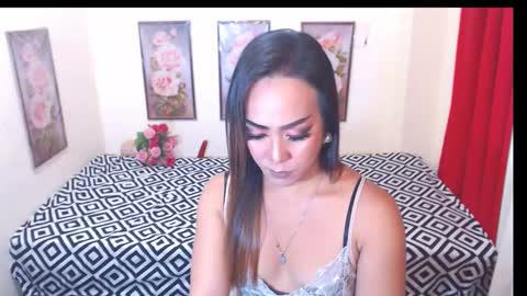 Snapshot of xxwildkingcobratsxx chatting on February 9, 10:11 pm dolly online show from February 9, 10:11 pm