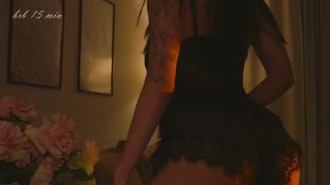 Snapshot of xxx_sunset chatting on September 30, 8:25 am Molly online show from September 30, 8:25 am