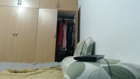 Ayanda online show from March 8, 8:25 pm