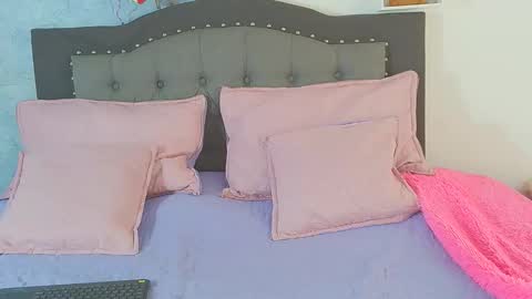 Gabriela and Diego online show from March 23, 4:23 pm