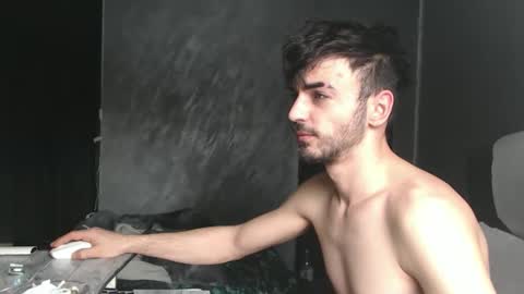 xxxdonpuiuuxxx online show from February 19, 8:46 am