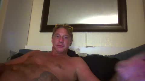 deeeeznutz online show from September 23, 7:02 am