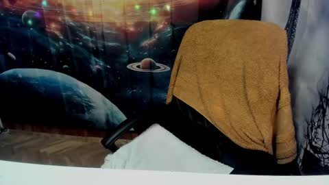 Lana online show from March 7, 3:18 pm