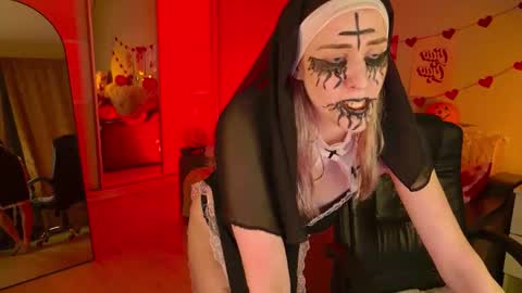 Snapshot of xxxoliviafoxxx chatting on October 31, 11:49 pm xxxoliviafoxxx online show from October 31, 11:49 pm