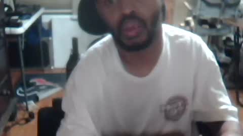 xxxonwheelz online show from November 16, 3:52 am