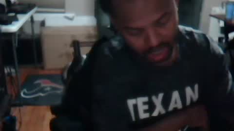 xxxonwheelz online show from April 29, 3:00 am