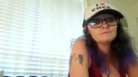 XXXQueenMandyDickenz online show from January 4, 10:13 pm