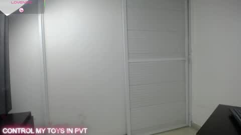 yazhini online show from April 8, 11:57 am