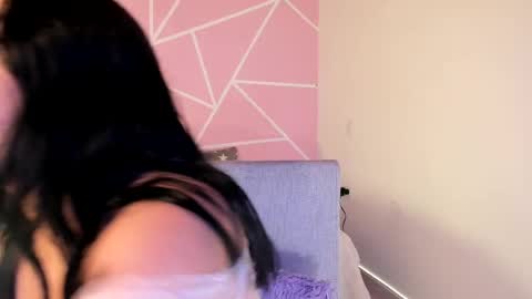 Yakeline online show from May 31, 2:21 am