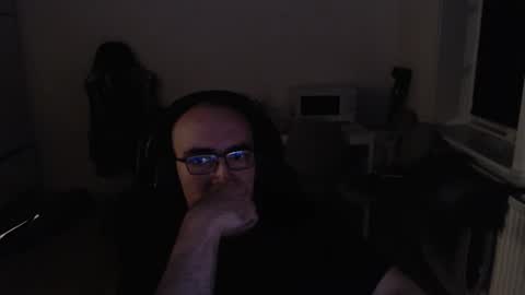 YamilLamal online show from October 26, 11:15 pm