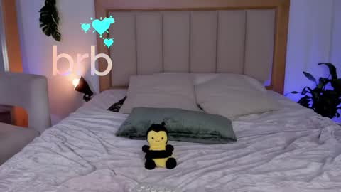 Snapshot of yandracelisoficial chatting on September 28, 3:59 am YANDRA CELIS online show from September 28, 3:59 am