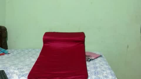 yann40247 online show from February 28, 10:25 pm