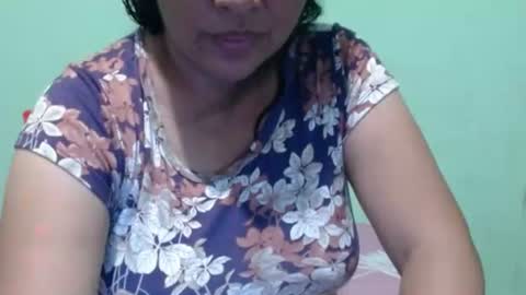 yann40247 online show from March 8, 10:25 pm