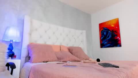 Snapshot of yara_bliss_ chatting on October 9, 4:34 pm Yara Bliss online show from October 9, 4:34 pm