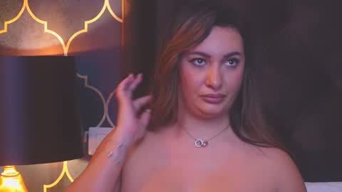 YaraCollins online show from January 10, 6:20 am