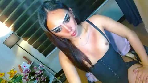 miss yasii online show from January 16, 6:17 pm