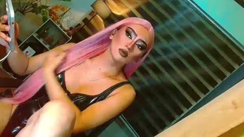 miss yasii online show from July 9, 4:22 pm