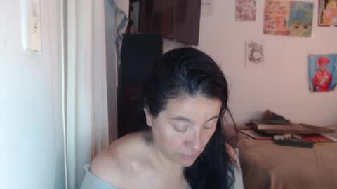 Snapshot of yasmin_love85 chatting on September 12, 4:09 pm yasmin_love85 online show from September 12, 4:09 pm
