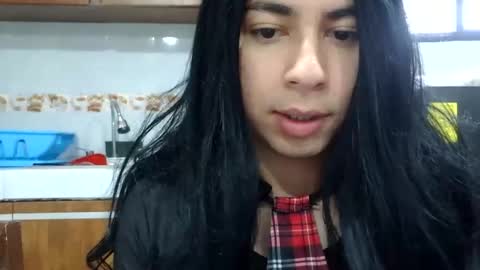 Yasmin Paez online show from May 10, 10:49 pm