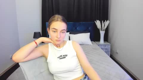 Yasmina online show from February 1, 7:13 pm