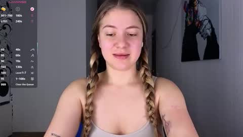 Yasyaa  online show from October 2, 5:39 am