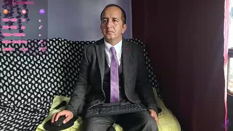 Hazzan y Greisy online show from December 2, 2:26 pm