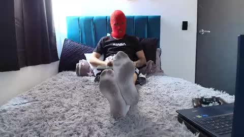 yeisongomezz online show from October 19, 6:34 pm