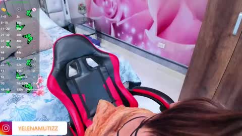 Snapshot of yelena_mutiz chatting on September 26, 3:09 pm yelena online show from September 26, 3:09 pm