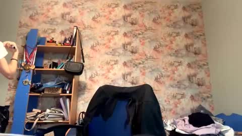 Emma online show from October 15, 1:45 pm