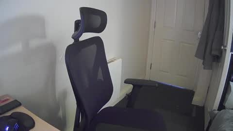 Snapshot of yeovil_alex chatting on December 14, 2:00 pm Alex online show from December 14, 2:00 pm