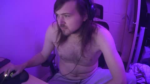 Snapshot of yeovil_alex chatting on December 12, 5:04 pm Alex online show from December 12, 5:04 pm