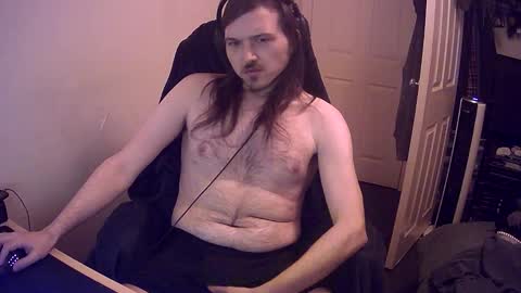 Snapshot of yeovil_alex chatting on October 16, 10:19 pm Alex online show from October 16, 10:19 pm