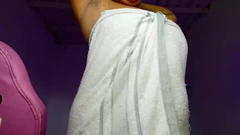 YERA  online show from February 23, 9:17 pm