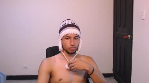 Yeff ind. model  online show from January 4, 3:50 am