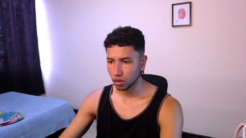 Yeff ind. model  online show from December 11, 5:58 pm