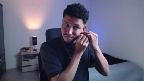 Yeff ind. model  online show from November 22, 12:09 am