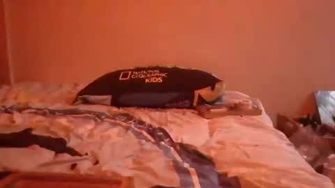 yeshuaaa999 online show from October 30, 12:00 am