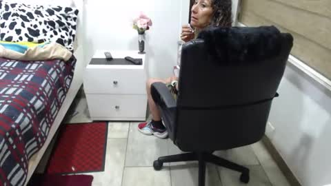 jessy online show from October 7, 3:02 am