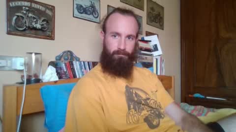 yeti_92 online show from September 15, 4:19 pm