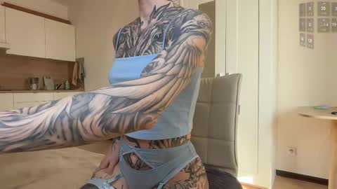 yexes online show from March 28, 9:11 am